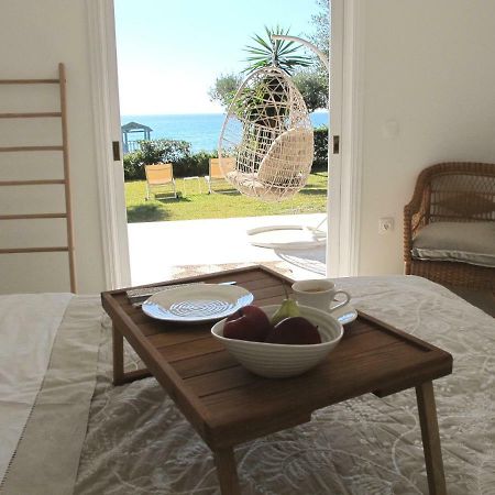 Aqua Seafront Glyfada Corfu Beach House With Garden Εξωτερικό φωτογραφία