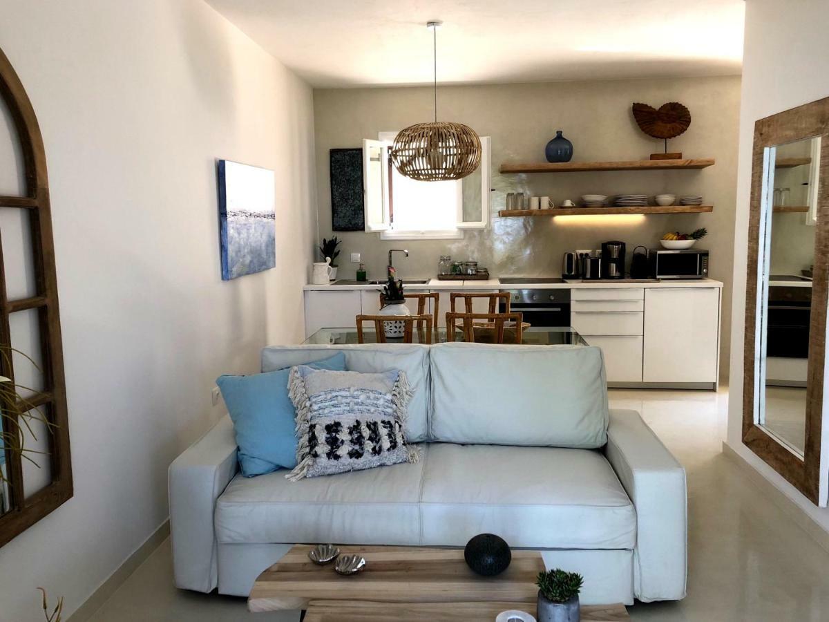 Aqua Seafront Glyfada Corfu Beach House With Garden Εξωτερικό φωτογραφία